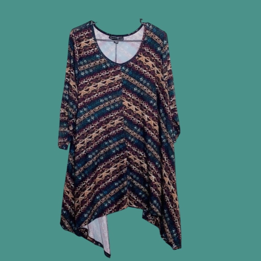FRENCH LAUNDRY Black Print Asymmetrical Top Plus Size 2X - Picture 2 of 12
